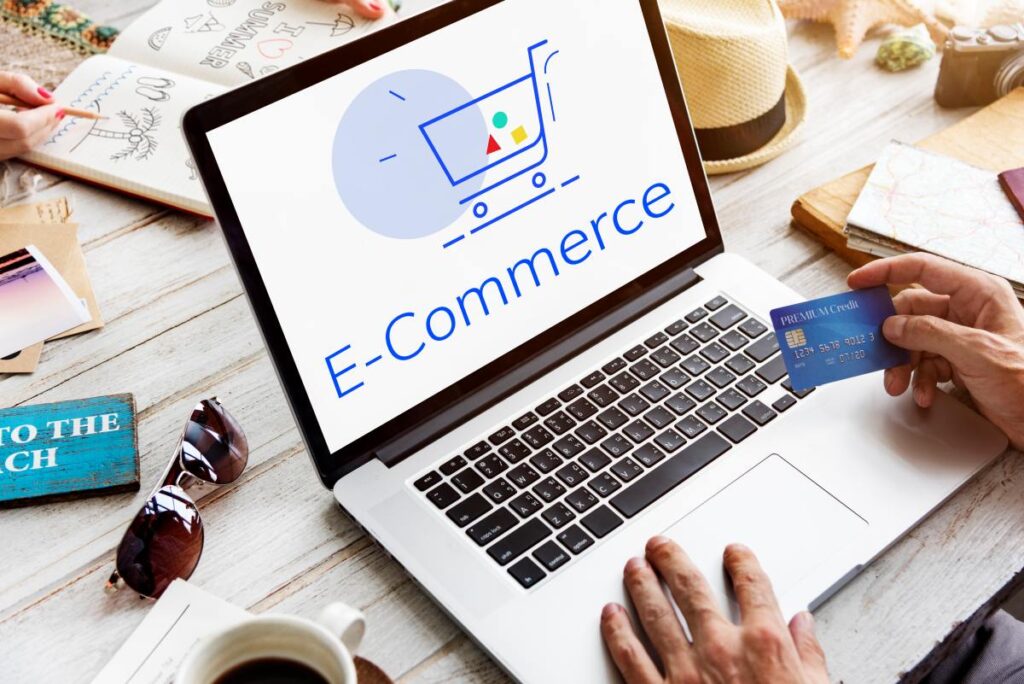 Side-by-side comparison of WooCommerce and Shopify features, pricing, SEO tools, and customization options.